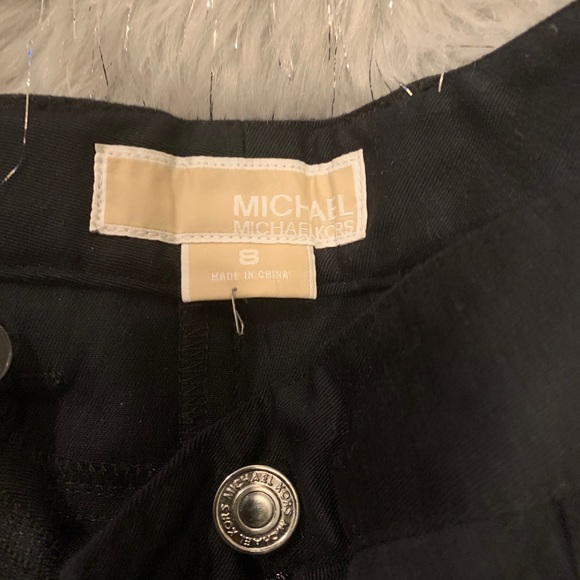 MICHAEL KORS CARGO BERMUDA SHORTS. - Picture 3 of 4